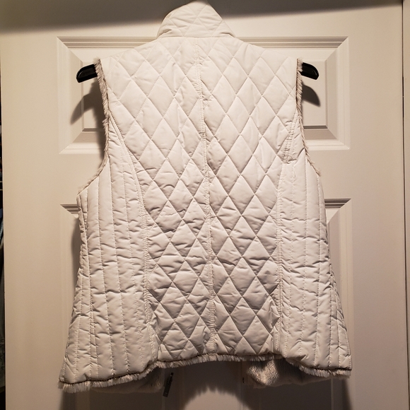 Vest - Picture 2 of 2